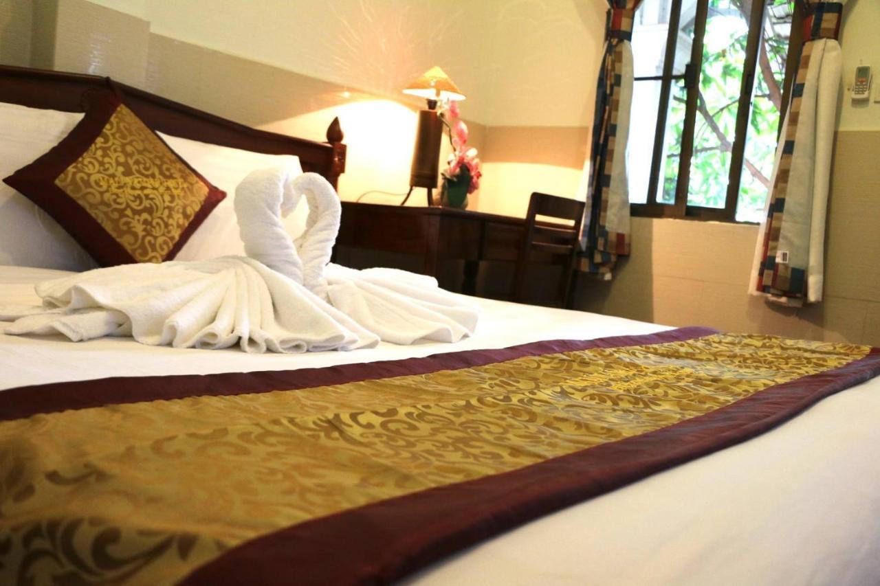 Mali Namphu Hotel Виентиане Екстериор снимка